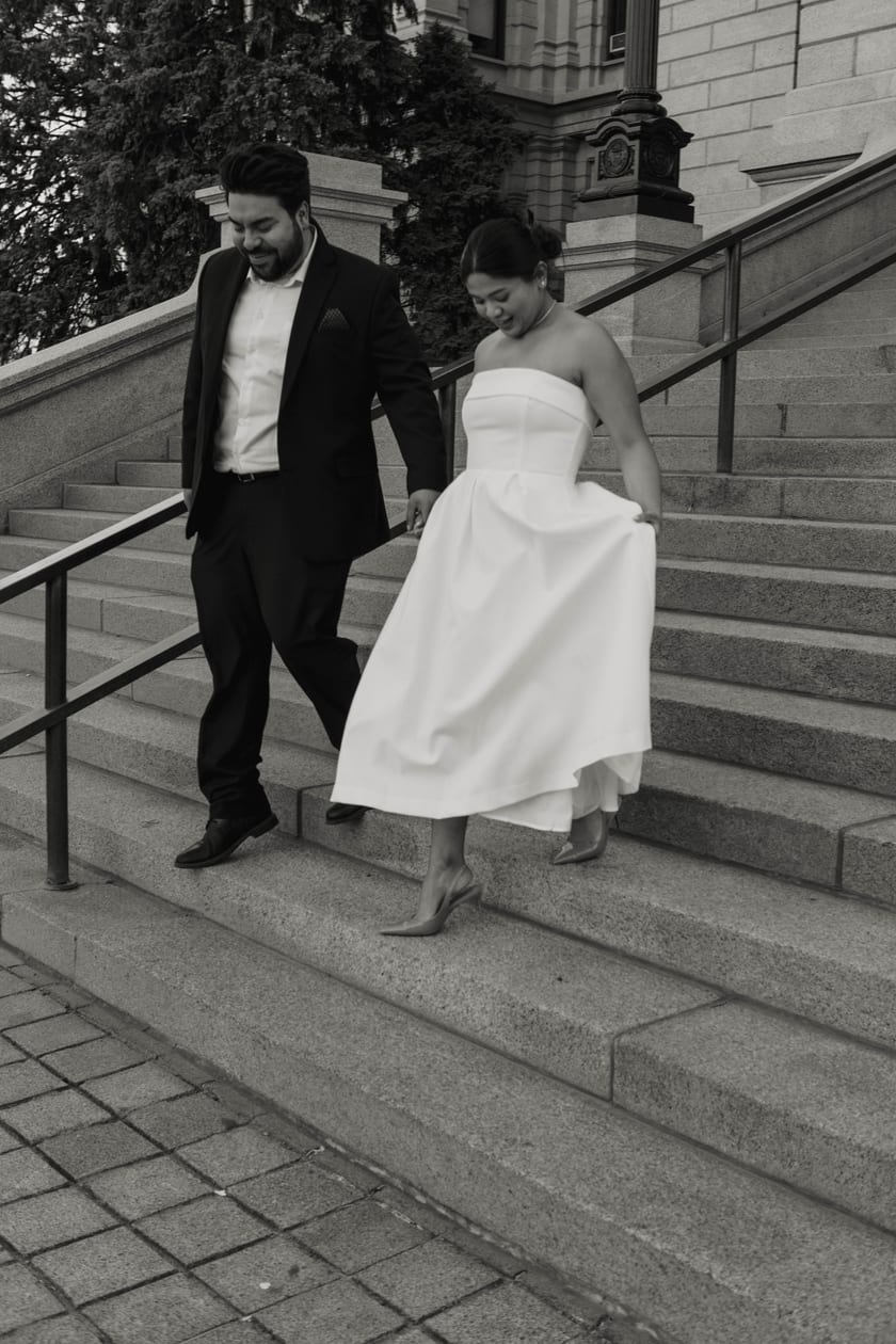 Black-and-white: descending the Capitol steps together